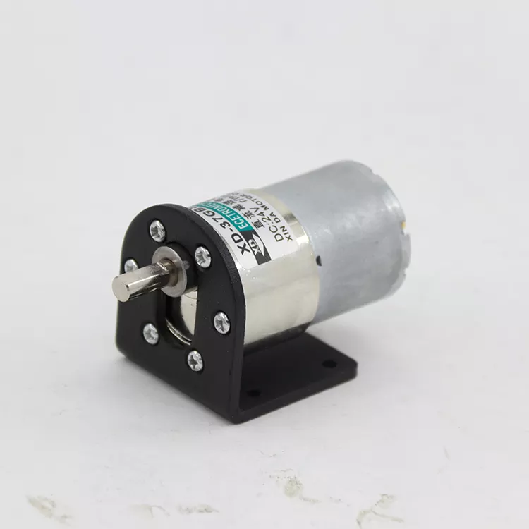 What are the advantages of using micro DC motors in electric fans?