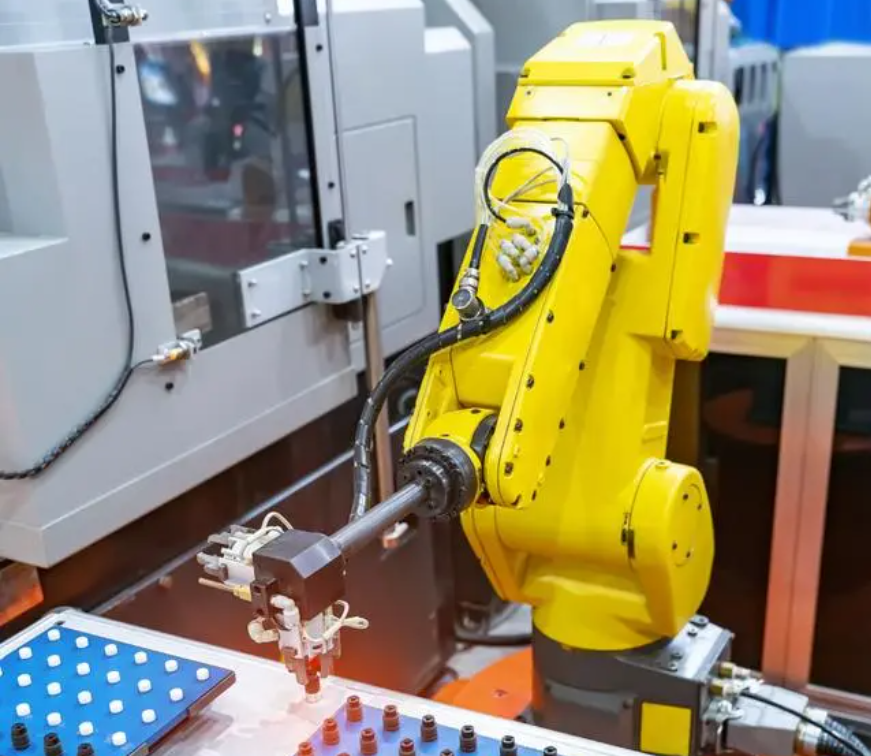 The basic components of industrial robot structure: drive system of mechanical structure